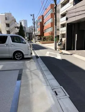 松栄ビルの外観