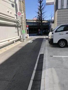 松栄ビルの外観