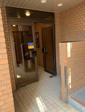 記録映画社ビルの外観
