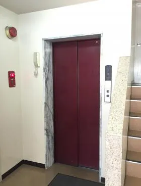 呉羽ビルの外観