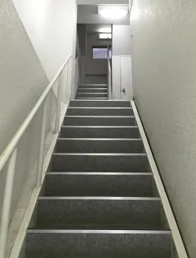 銀座サクラビルの外観