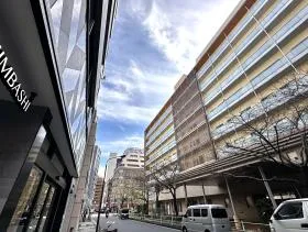 REGRARD SHIMBASHIビルの外観