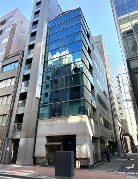 銀座コスミオンビルの外観
