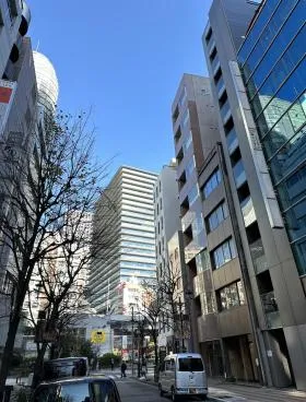 銀座コスミオンビルの外観