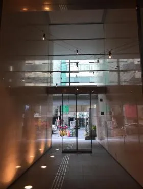 代々木クリスタルビルの外観