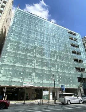 代々木クリスタルビルの外観