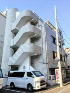 ヤマキビルの外観