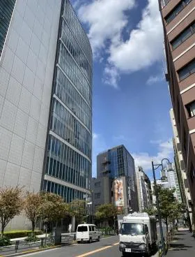 インターパーク代々木(旧代々木クロダビルの外観
