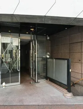 代々木山陽ビルの外観