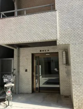清水ビルの外観
