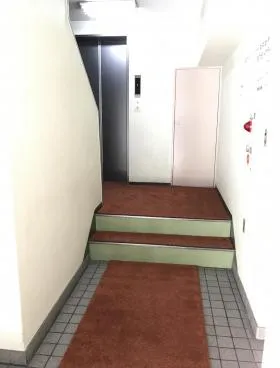 清水ビルの外観