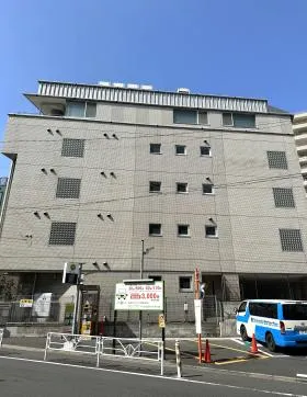 フィオーレ代官山ビルの外観