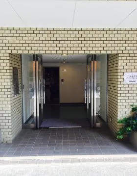 シャトレ代官山アネックスビルの外観