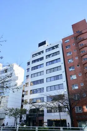 広尾西川ビルの外観