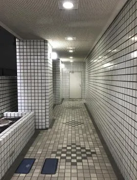 岡島ビルの外観