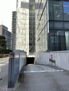 虎ノ門タワーズオフィスの外観