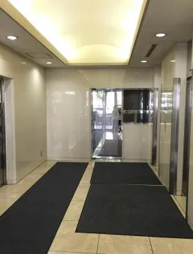 佃権月島ビルの外観