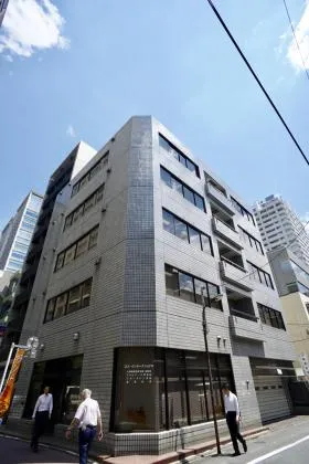 駿河ビルの外観