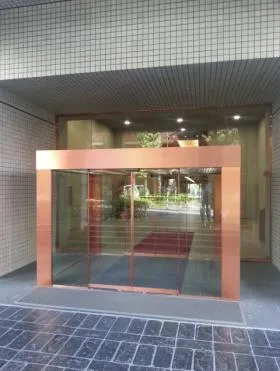 新橋住友ビルの外観