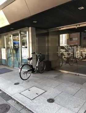矢崎ホワイトビルの外観