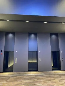ぬ利彦ビル南館の外観