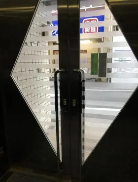 宮川ビルの外観