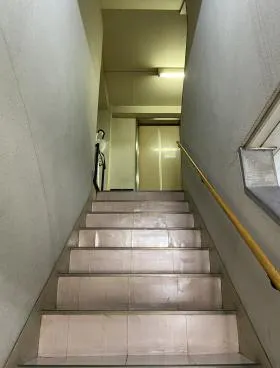 高山ビルの外観