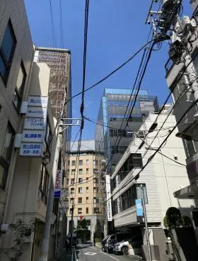 高山ビルの外観