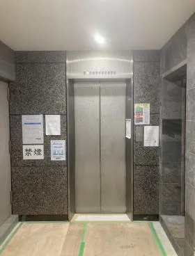 虎ノ門アクトビルの外観