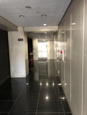平家ビルの外観