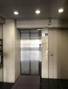 平家ビルの外観