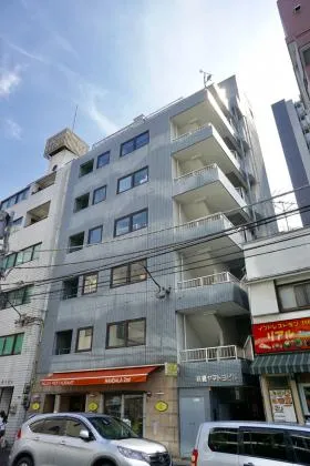 新橋ヤマトヨビルの外観