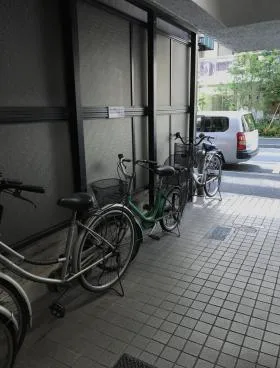 新橋ヤマトヨビルの外観