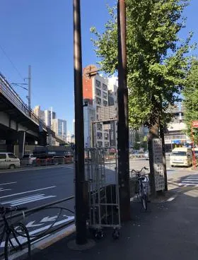 第4小田(楠本第6)ビルの外観