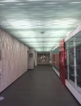航空会館の外観