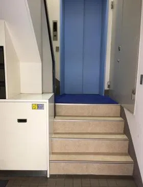 加賀屋ビルの外観