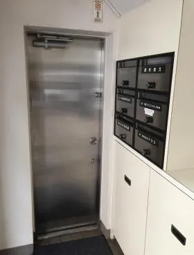 加賀屋ビルの外観