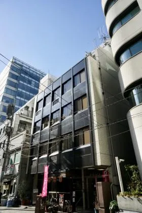 TSビルの外観