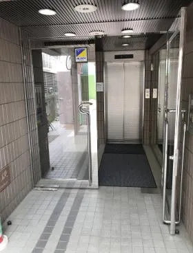 長谷川グリーンビルの外観
