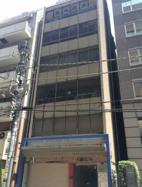 大鵬ビルの外観