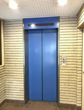 タマキビルの外観