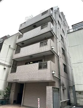 門前ビルの外観