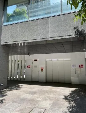 AXIA青山ビルの外観