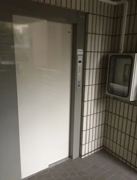 スペースインMAビルの外観