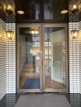 麻布エスビルの外観