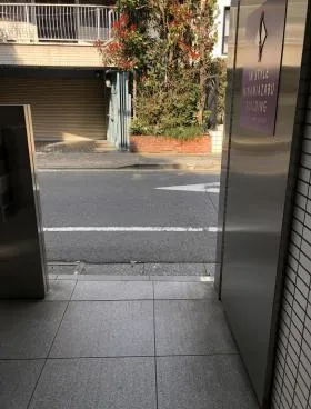 インスタイル南麻布ビルの外観