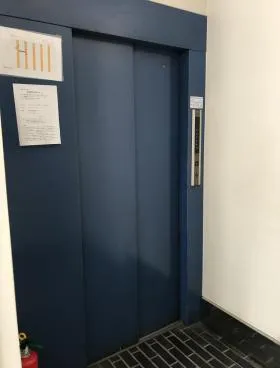 保科ビルの外観