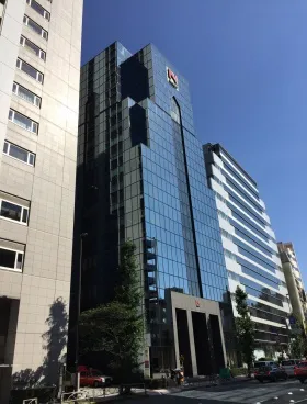 日総第22ビルの外観