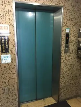 立原ビルの外観