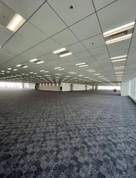 秋葉原UDXの外観